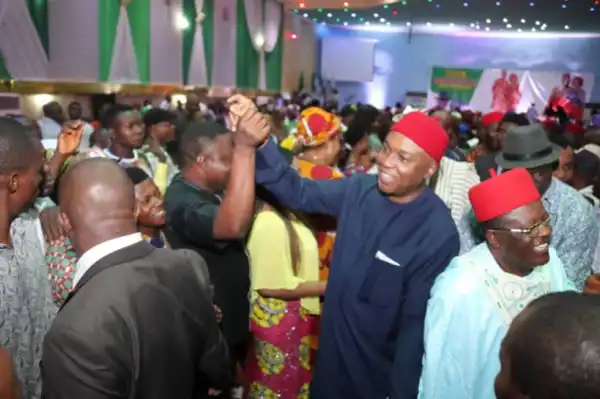 Saraki In Ebonyi, Meets PDP Delegates And State Executives (Photos)